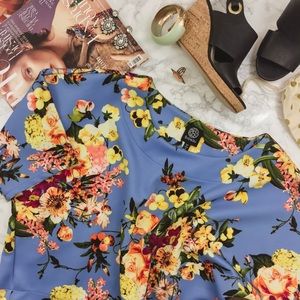 Bobeau Blue Floral Patterned Blouse